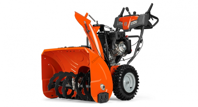 Снегоуборщик Husqvarna ST230P по выгодной цене в Тамбове. Надежное качество и лучшие условия ждут вас.